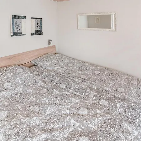 Nice In W/ Sauna And 2 Bedrooms